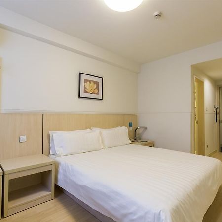 Hanting Express Qingdao South Chongqing Road 外观 照片